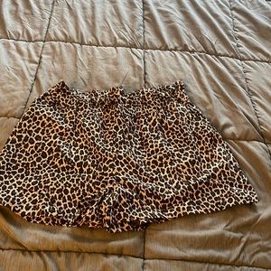 Leopard print shorts to wear from day to night